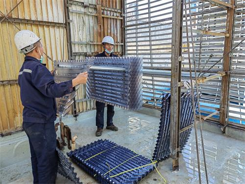 冷卻塔維修講解閉式冷卻塔橫流的原因(安徽150噸閉式橫流式冷卻塔批發(fā))
